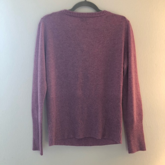 Qi Cashmere Sweater Lace Up Front 100% Cashmere Berry Mousse (Purple-Pink) M EUC - Picture 12 of 14